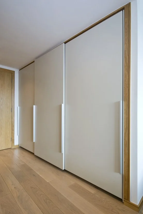 Fitted Sliding door Wardrobes