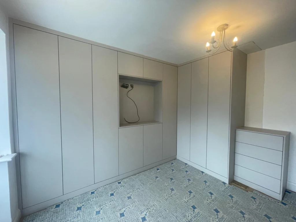Bespoke Modern Wardrobes - Finish Cashmere Grey