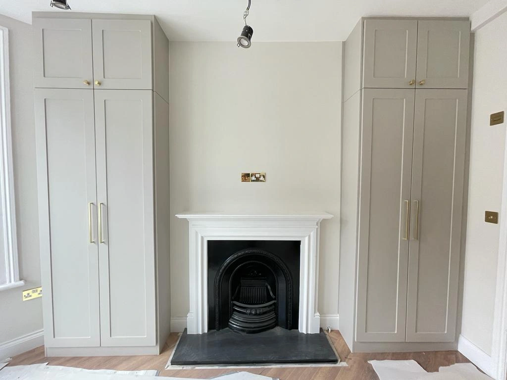 Bespoke Shaker Alcove Wardrobes - Finish Light Grey